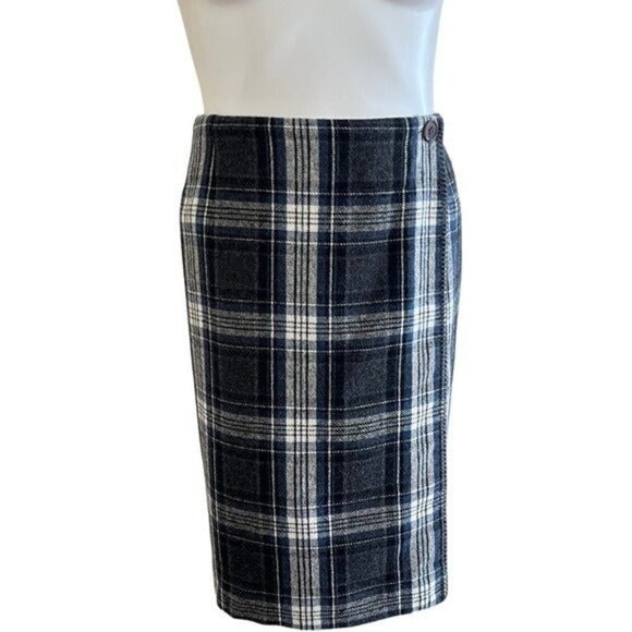 HERMAN GEIST Plaid Wool Blend Wrap Mini Skirt Size 12 - Picture 4 of 9